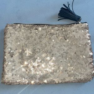 small make up pouch